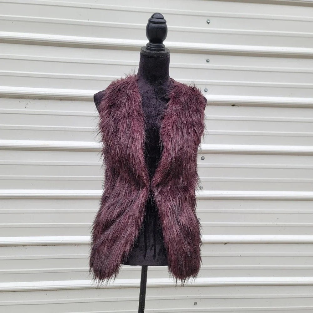 Sebby Collection Vest Faux Fur Front Purple Knit Back with Pockets Hook Small S